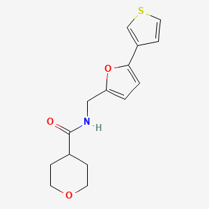 molecular formula C15H17NO3S B2879626 N-((5-(thiophen-3-yl)furan-2-yl)methyl)tetrahydro-2H-pyran-4-carboxamide CAS No. 2034595-73-6