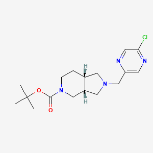 molecular formula C17H25ClN4O2 B2880101 Tert-butyl (3aR,7aS)-2-[(5-chloropyrazin-2-yl)methyl]-3,3a,4,6,7,7a-hexahydro-1H-pyrrolo[3,4-c]pyridine-5-carboxylate CAS No. 2402789-64-2
