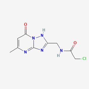 2-Chloro-N-[(5-methyl-7-oxo-1H-[1,2,4]triazolo[1,5-a]pyrimidin-2-yl)methyl]acetamide