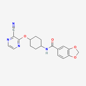 molecular formula C19H18N4O4 B2882379 N-((1r,4r)-4-((3-氰基吡嗪-2-基)氧基)环己基)苯并[d][1,3]二氧杂环-5-甲酰胺 CAS No. 2034397-89-0
