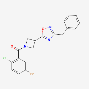 molecular formula C19H15BrClN3O2 B2883063 (3-(3-Benzyl-1,2,4-oxadiazol-5-yl)azetidin-1-yl)(5-bromo-2-chlorophenyl)methanone CAS No. 1351632-57-9