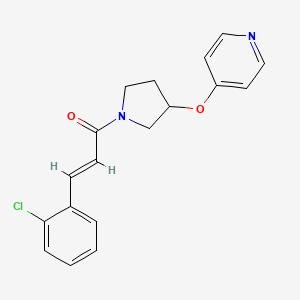 molecular formula C18H17ClN2O2 B2884584 (E)-3-(2-chlorophenyl)-1-(3-(pyridin-4-yloxy)pyrrolidin-1-yl)prop-2-en-1-one CAS No. 2034998-12-2