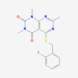 molecular formula C16H15FN4O2S B2885034 5-[(2-氟苯基)甲硫基]-1,3,7-三甲基嘧啶并[4,5-d]嘧啶-2,4-二酮 CAS No. 852168-80-0