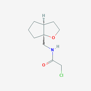 N-[[(3As,6aS)-2,3,3a,4,5,6-hexahydrocyclopenta[b]furan-6a-yl]methyl]-2-chloroacetamide