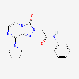 molecular formula C17H18N6O2 B2885469 2-[3-oxo-8-(pyrrolidin-1-yl)[1,2,4]triazolo[4,3-a]pyrazin-2(3H)-yl]-N-phenylacetamide CAS No. 1251707-36-4