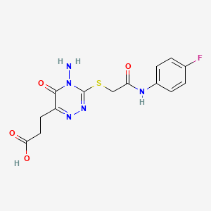 molecular formula C14H14FN5O4S B2885551 3-(4-Amino-3-((2-((4-fluorophenyl)amino)-2-oxoethyl)thio)-5-oxo-4,5-dihydro-1,2,4-triazin-6-yl)propanoic acid CAS No. 886954-11-6