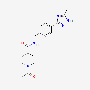 molecular formula C19H23N5O2 B2886171 N-[[4-(5-Methyl-1H-1,2,4-triazol-3-yl)phenyl]methyl]-1-prop-2-enoylpiperidine-4-carboxamide CAS No. 2361746-57-6