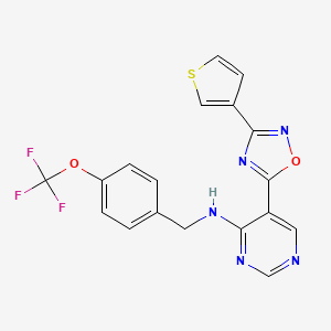 molecular formula C18H12F3N5O2S B2886694 5-[3-(thiophen-3-yl)-1,2,4-oxadiazol-5-yl]-N-{[4-(trifluoromethoxy)phenyl]methyl}pyrimidin-4-amine CAS No. 2380179-72-4