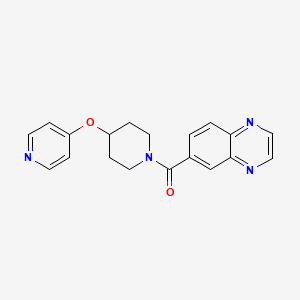 molecular formula C19H18N4O2 B2886818 (4-(Pyridin-4-yloxy)piperidin-1-yl)(quinoxalin-6-yl)methanone CAS No. 2034429-64-4
