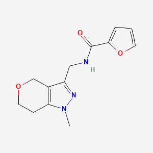 molecular formula C13H15N3O3 B2887410 N-((1-methyl-1,4,6,7-tetrahydropyrano[4,3-c]pyrazol-3-yl)methyl)furan-2-carboxamide CAS No. 1797860-55-9