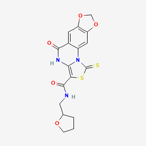 molecular formula C17H15N3O5S2 B2887812 5-oxo-N-((tetrahydrofuran-2-yl)methyl)-1-thioxo-4,5-dihydro-1H-[1,3]dioxolo[4,5-g]thiazolo[3,4-a]quinazoline-3-carboxamide CAS No. 1189962-21-7