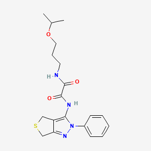 molecular formula C19H24N4O3S B2887999 N'-(2-phenyl-4,6-dihydrothieno[3,4-c]pyrazol-3-yl)-N-(3-propan-2-yloxypropyl)oxamide CAS No. 899969-34-7
