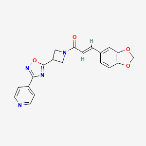 molecular formula C20H16N4O4 B2888720 (E)-3-(benzo[d][1,3]dioxol-5-yl)-1-(3-(3-(pyridin-4-yl)-1,2,4-oxadiazol-5-yl)azetidin-1-yl)prop-2-en-1-one CAS No. 1251711-86-0