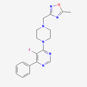 molecular formula C18H19FN6O B2889394 3-[[4-(5-Fluoro-6-phenylpyrimidin-4-yl)piperazin-1-yl]methyl]-5-methyl-1,2,4-oxadiazole CAS No. 2380069-15-6