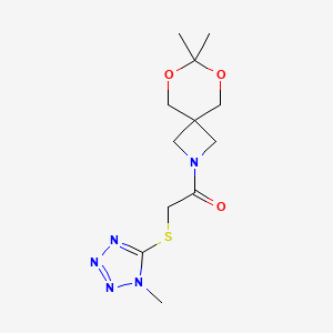 1-(7,7-dimethyl-6,8-dioxa-2-azaspiro[3.5]nonan-2-yl)-2-((1-methyl-1H-tetrazol-5-yl)thio)ethanone