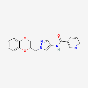 molecular formula C18H16N4O3 B2889558 N-(1-((2,3-二氢苯并[b][1,4]二氧杂环-2-基)甲基)-1H-吡唑-4-基)烟酰胺 CAS No. 1797721-91-5