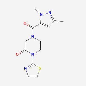 molecular formula C13H15N5O2S B2889998 4-(1,3-dimethyl-1H-pyrazole-5-carbonyl)-1-(thiazol-2-yl)piperazin-2-one CAS No. 2309710-60-7