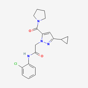 molecular formula C19H21ClN4O2 B2890287 N~1~-(2-氯苯基)-2-[3-环丙基-5-(1-吡咯烷基羰基)-1H-吡唑-1-基]乙酰胺 CAS No. 1251598-32-9