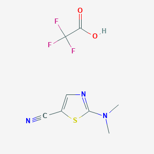 molecular formula C8H8F3N3O2S B2890475 2-(二甲基氨基)噻唑-5-甲腈三氟乙酸 CAS No. 2402829-05-2