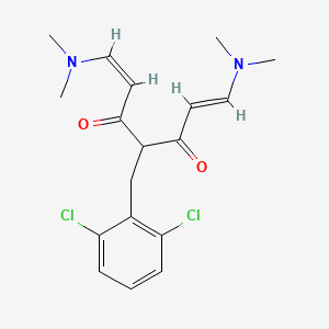 (1Z,6E)-4-(2,6-dichlorobenzyl)-1,7-bis(dimethylamino)-1,6-heptadiene-3,5-dione