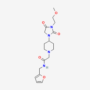 molecular formula C18H26N4O5 B2890894 N-(furan-2-ylmethyl)-2-(4-(3-(2-methoxyethyl)-2,4-dioxoimidazolidin-1-yl)piperidin-1-yl)acetamide CAS No. 2320669-64-3