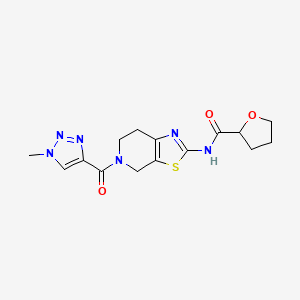 molecular formula C15H18N6O3S B2890918 N-(5-(1-甲基-1H-1,2,3-三唑-4-羰基)-4,5,6,7-四氢噻唑并[5,4-c]吡啶-2-基)四氢呋喃-2-甲酰胺 CAS No. 1396882-05-5