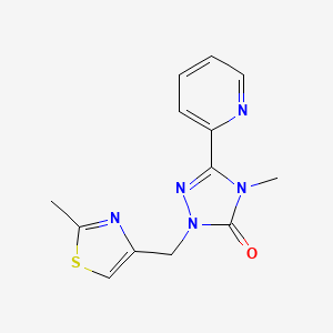 molecular formula C13H13N5OS B2891784 4-methyl-1-((2-methylthiazol-4-yl)methyl)-3-(pyridin-2-yl)-1H-1,2,4-triazol-5(4H)-one CAS No. 1795299-56-7
