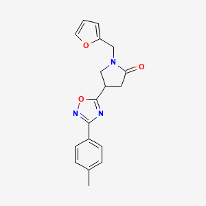 molecular formula C18H17N3O3 B2893207 1-(Furan-2-ylmethyl)-4-(3-(p-tolyl)-1,2,4-oxadiazol-5-yl)pyrrolidin-2-one CAS No. 1170610-85-1
