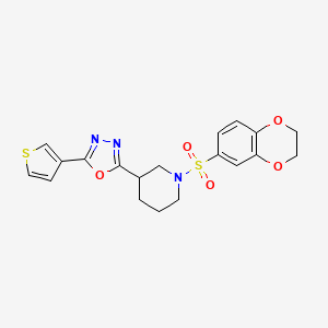 molecular formula C19H19N3O5S2 B2893370 2-(1-((2,3-Dihydrobenzo[b][1,4]dioxin-6-yl)sulfonyl)piperidin-3-yl)-5-(thiophen-3-yl)-1,3,4-oxadiazole CAS No. 1797224-26-0