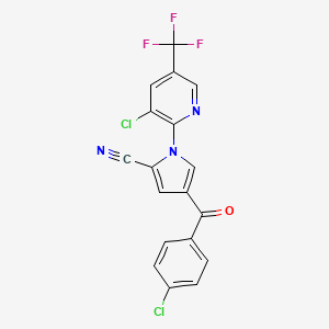 molecular formula C18H8Cl2F3N3O B2896027 4-(4-Chlorobenzoyl)-1-[3-chloro-5-(trifluoromethyl)pyridin-2-yl]pyrrole-2-carbonitrile CAS No. 338397-62-9