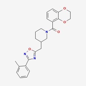 molecular formula C24H25N3O4 B2896567 (2,3-Dihydrobenzo[b][1,4]dioxin-5-yl)(3-((3-(o-tolyl)-1,2,4-oxadiazol-5-yl)methyl)piperidin-1-yl)methanone CAS No. 1705996-11-7