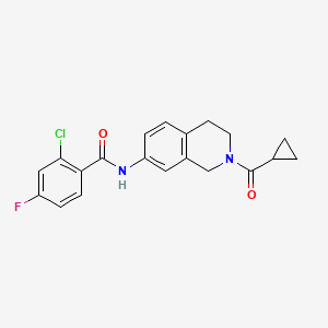 molecular formula C20H18ClFN2O2 B2896820 2-氯-N-(2-(环丙烷羰基)-1,2,3,4-四氢异喹啉-7-基)-4-氟苯甲酰胺 CAS No. 955643-61-5