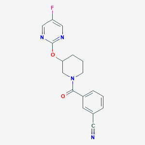 molecular formula C17H15FN4O2 B2897219 3-(3-((5-Fluoropyrimidin-2-yl)oxy)piperidine-1-carbonyl)benzonitrile CAS No. 2034577-49-4