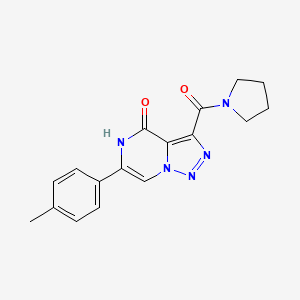 molecular formula C17H17N5O2 B2897236 6-(4-甲苯基)-3-(吡咯烷-1-基羰基)[1,2,3]三唑并[1,5-a]嘧啶-4(5H)-酮 CAS No. 1351772-55-8