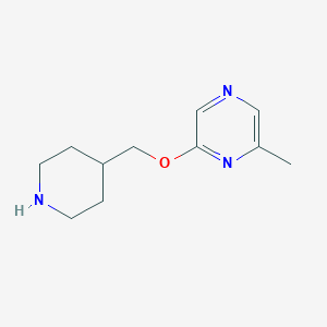 molecular formula C11H17N3O B2898049 2-Methyl-6-[(piperidin-4-yl)methoxy]pyrazine CAS No. 2200610-66-6