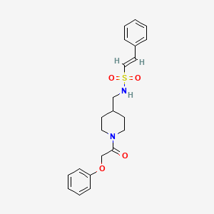 molecular formula C22H26N2O4S B2898402 (E)-N-((1-(2-phenoxyacetyl)piperidin-4-yl)methyl)-2-phenylethenesulfonamide CAS No. 1235686-11-9