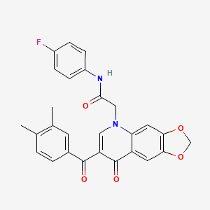 molecular formula C27H21FN2O5 B2898924 2-[7-(3,4-dimethylbenzoyl)-8-oxo-2H,5H,8H-[1,3]dioxolo[4,5-g]quinolin-5-yl]-N-(4-fluorophenyl)acetamide CAS No. 866349-93-1