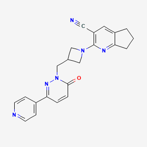 molecular formula C22H20N6O B2900029 2-(3-{[6-oxo-3-(pyridin-4-yl)-1,6-dihydropyridazin-1-yl]methyl}azetidin-1-yl)-5H,6H,7H-cyclopenta[b]pyridine-3-carbonitrile CAS No. 2201363-85-9