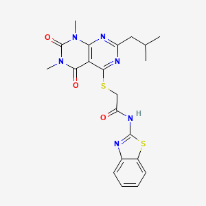 molecular formula C21H22N6O3S2 B2900327 N-(benzo[d]thiazol-2-yl)-2-((2-isobutyl-6,8-dimethyl-5,7-dioxo-5,6,7,8-tetrahydropyrimido[4,5-d]pyrimidin-4-yl)thio)acetamide CAS No. 893903-48-5