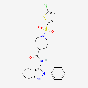 molecular formula C22H23ClN4O3S2 B2900365 1-((5-chlorothiophen-2-yl)sulfonyl)-N-(2-phenyl-2,4,5,6-tetrahydrocyclopenta[c]pyrazol-3-yl)piperidine-4-carboxamide CAS No. 1210365-91-5