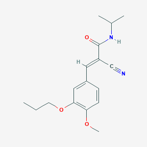 molecular formula C17H22N2O3 B2901239 (E)-2-cyano-3-(4-methoxy-3-propoxyphenyl)-N-propan-2-ylprop-2-enamide CAS No. 894214-00-7