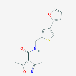 molecular formula C15H14N2O3S B2902157 N-[[4-(Furan-2-yl)thiophen-2-yl]methyl]-3,5-dimethyl-1,2-oxazole-4-carboxamide CAS No. 2379977-78-1