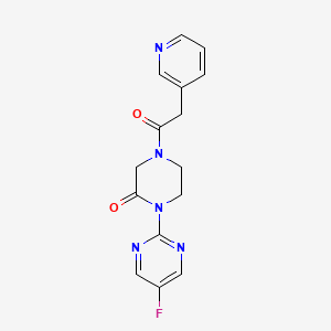 molecular formula C15H14FN5O2 B2903627 1-(5-Fluoropyrimidin-2-yl)-4-(2-pyridin-3-ylacetyl)piperazin-2-one CAS No. 2309552-81-4
