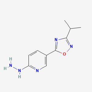 molecular formula C10H13N5O B2903750 2-Hydrazinyl-5-[3-(propan-2-yl)-1,2,4-oxadiazol-5-yl]pyridine CAS No. 1255784-22-5