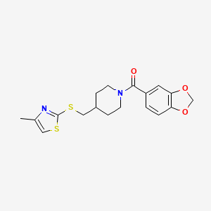 molecular formula C18H20N2O3S2 B2903817 Benzo[d][1,3]dioxol-5-yl(4-(((4-methylthiazol-2-yl)thio)methyl)piperidin-1-yl)methanone CAS No. 1421516-90-6