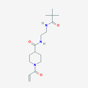 B2903902 N-[2-(2,2-Dimethylpropanoylamino)ethyl]-1-prop-2-enoylpiperidine-4-carboxamide CAS No. 2361898-05-5