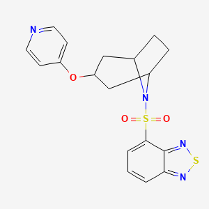 molecular formula C18H18N4O3S2 B2903990 4-(((1R,5S)-3-(pyridin-4-yloxy)-8-azabicyclo[3.2.1]octan-8-yl)sulfonyl)benzo[c][1,2,5]thiadiazole CAS No. 2109232-61-1