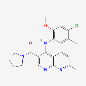 molecular formula C22H23ClN4O2 B2905080 (4-((4-Chloro-2-methoxy-5-methylphenyl)amino)-7-methyl-1,8-naphthyridin-3-yl)(pyrrolidin-1-yl)methanone CAS No. 1251551-30-0