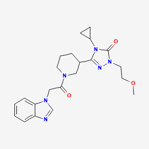 molecular formula C22H28N6O3 B2905301 3-(1-(2-(1H-benzo[d]imidazol-1-yl)acetyl)piperidin-3-yl)-4-cyclopropyl-1-(2-methoxyethyl)-1H-1,2,4-triazol-5(4H)-one CAS No. 2178773-81-2