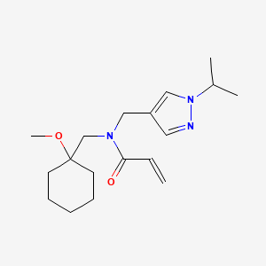 molecular formula C18H29N3O2 B2906140 N-[(1-Methoxycyclohexyl)methyl]-N-[(1-propan-2-ylpyrazol-4-yl)methyl]prop-2-enamide CAS No. 2411318-34-6